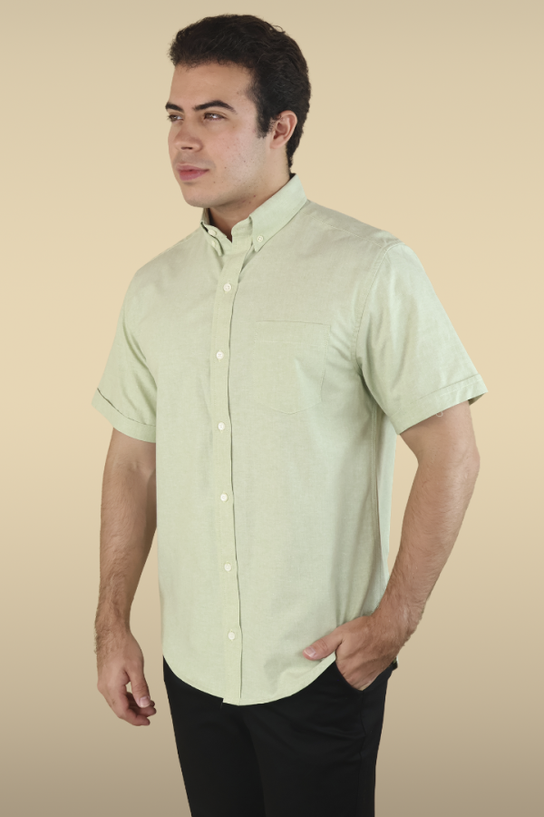 Camisa Hombre Manga Corta Cuello Americano Verde Manzana Corte Regular Con Bolsa